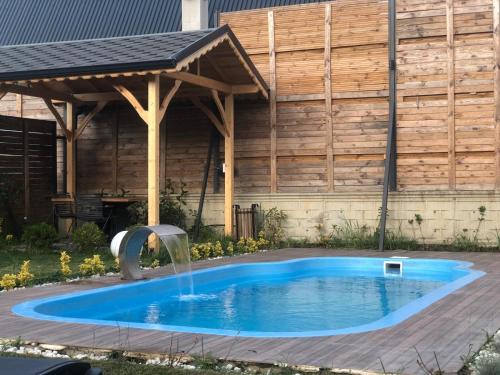 Bazén v ubytování 7Sense Nature Resort nebo v jeho okolí