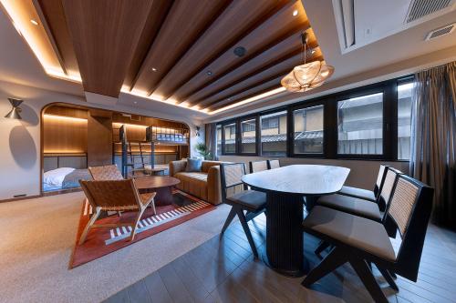 Posezení v ubytování STITCH HOTEL Kyoto