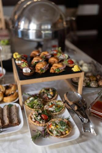 Jídlo v hotelu nebo okolí