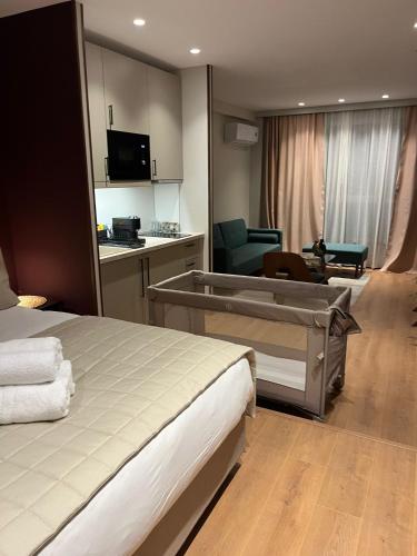 Psiri 48 Boutique Suite