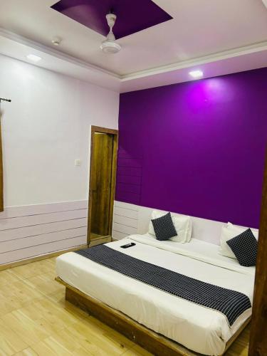 Postel nebo postele na pokoji v ubytování New river hotel