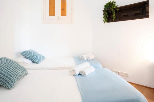 Apartamento Modernista 230 m - 7 Hab - Gran Vía Eixample - Grupos 13 pax- 4 baños- 8min a pie Passeig Gràcia photo 39
