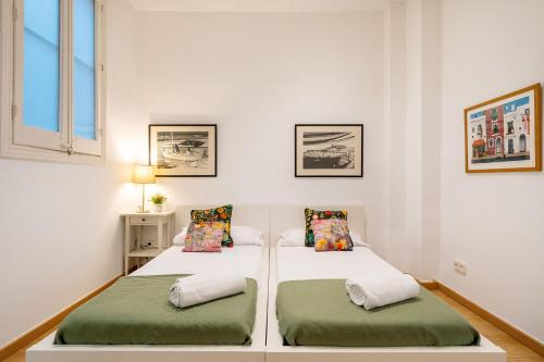 Apartamento Modernista 230 m - 7 Hab - Gran Vía Eixample - Grupos 13 pax- 4 baños- 8min a pie Passeig Gràcia photo 27