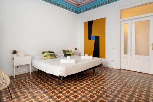 Apartamento Modernista 230 m - 7 Hab - Gran Vía Eixample - Grupos 13 pax- 4 baños- 8min a pie Passeig Gràcia photo 29