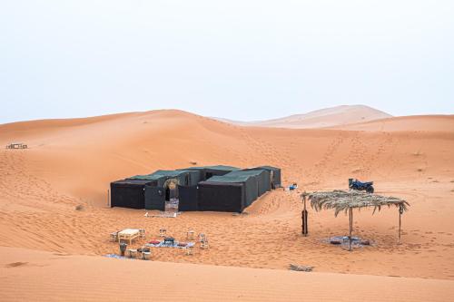 Imagen de la galería de Nomada Desert Camp, en Merzouga