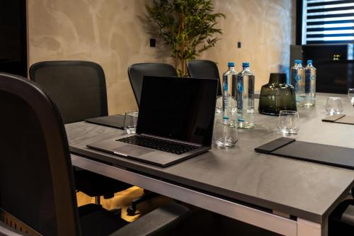 Konferenční prostory v ubytování Cavo Zoe Seaside Hotel