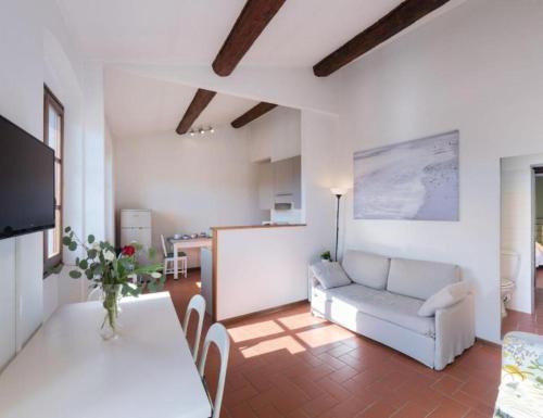 Via dei Pilastri, 50 - Florence Rooftop Apt with 2 Terraces & Duomo View