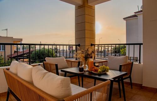 TelMar Sunrise View 100m from the Sea