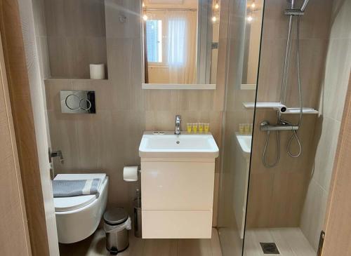 The Athenian Escape Elegant 2BR Apt in Galatsi