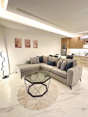 Brand New Stylish Luxe Apartment Near US Embassy Abdoun
