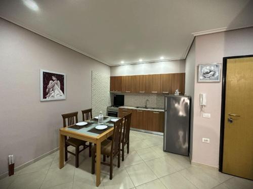 Kuchyň nebo kuchyňský kout v ubytování 5 Star Apartment