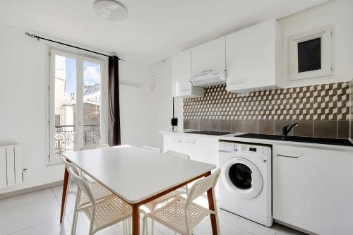 Authentic apartment - 1BR 5P - La Villette