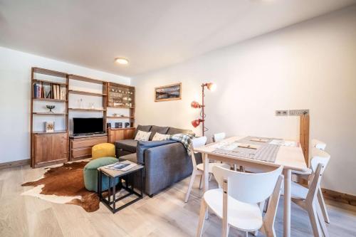 SIKA C208 Magnifique T3 au centre du village