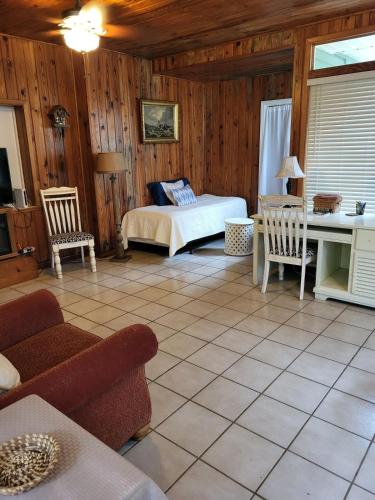 Χώρος καθιστικού στο Keystone Cabin Direct Lake Front 2BR 2 Bath