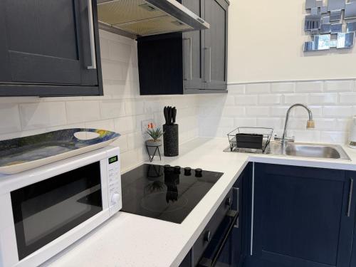 Central Embankment View Apartment 1BR photo 19