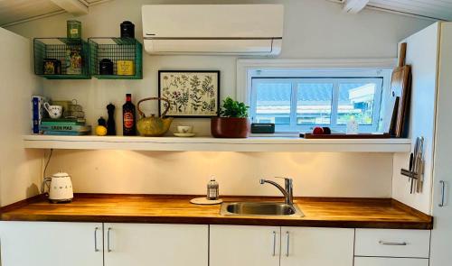 Galería fotográfica de Summer Cottage Idyll In Charming Karrebæksminde! en Karrebæksminde