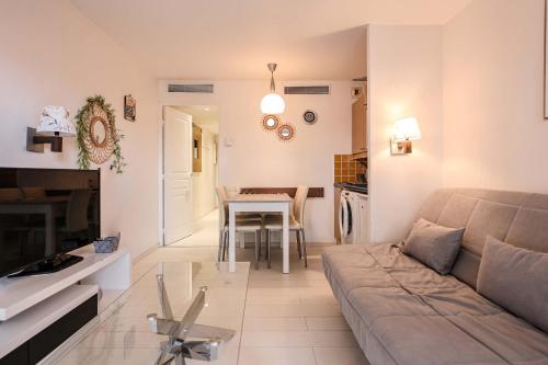 Le Cannes Beach 293