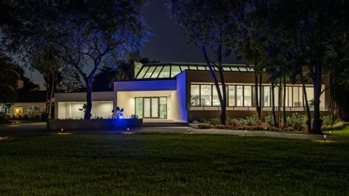 Κήπος έξω από το 8k SQ FT Villa Heated Pool Game Room Jacuzzi