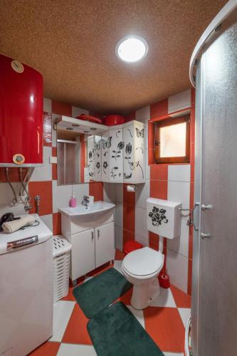 Un baño de Vila Dom Drina Zatvoreni Bazen