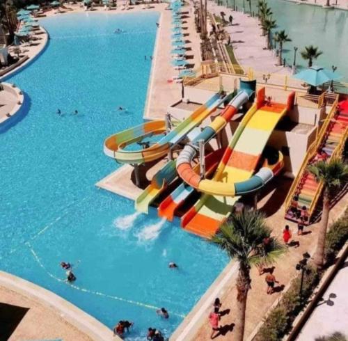 Folla Palm Lake Resort