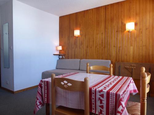 Studio pour 3 pers. à Montchavin, proche pistes, parking gratuit