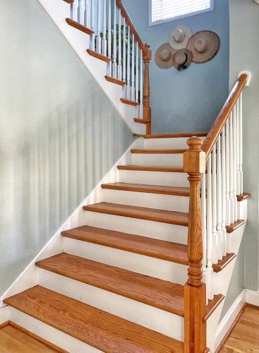 Φωτογραφία από το άλμπουμ του Large Home w Spa Midway to Savannah & Tybee Island! Dog friendly Venue στη Σαβάνα