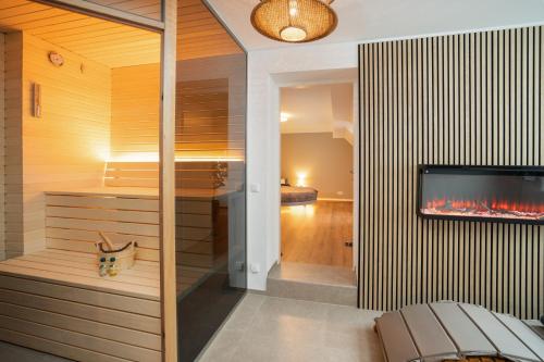Wellness Retreat for 2 with Private Sauna & Whirlpool - Free Parking, Quiet City Center by HERO HOMES