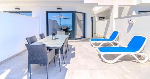 sea view ladera