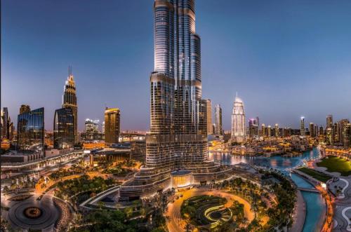 GRANDE SIGNATURE with a direct Burj Khalifa view and Private Fountain Show at high floor with DXB AIRPORT VIP Shuttle option for 8 guests