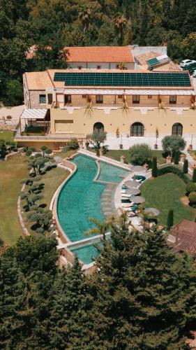 Bazén v ubytování Agrirelais Principe SPA nebo v jeho okolí