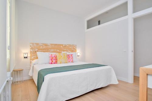 Stylish 3-Bed Apartment in Madrid’s Golden Mile