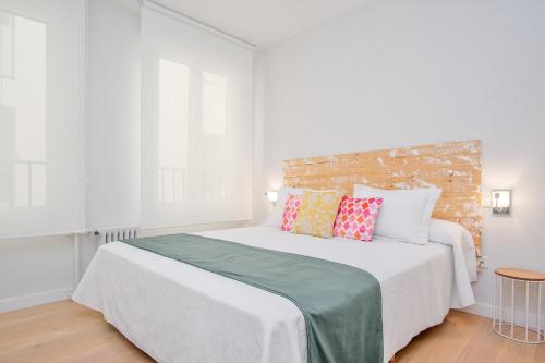 Stylish 3-Bed Apartment in Madrid’s Golden Mile
