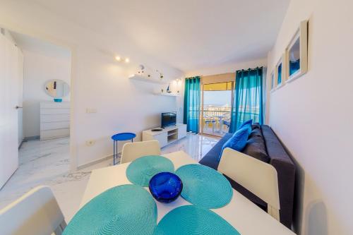 Suntower Arona - Seaviews & Pool - next to beach