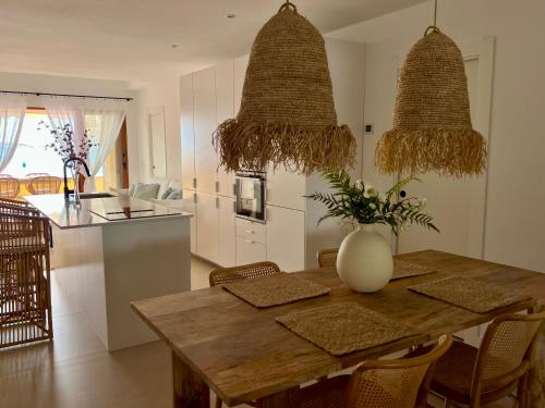 Η κουζίνα ή μικρή κουζίνα στο LUXURY PROPERTY ALTEA, BeachFront