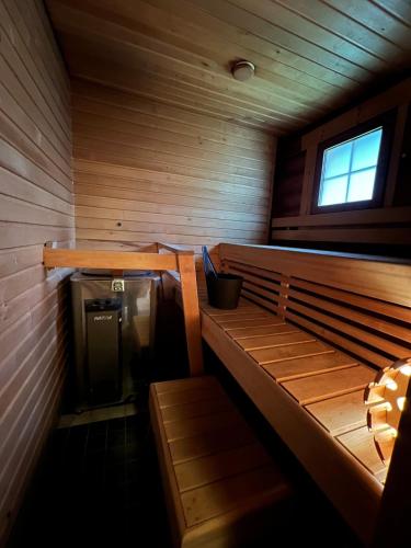 Χώρος καθιστικού στο Log Chalet, in Ylläs woods, 400m to restaurants