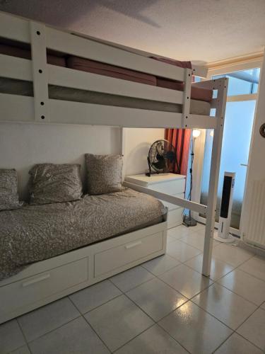 Llit o llits en una habitació de Côté Marina