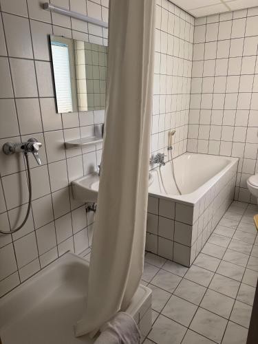 Koupelna v ubytování Hotel Lintforter Hof