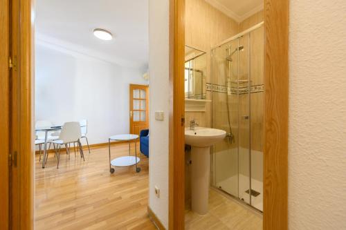 For You Rentals reina sofia apartment TEMPORAL DFO214