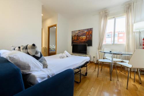 For You Rentals reina sofia apartment TEMPORAL DFO214