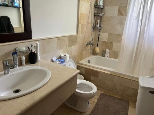 Koupelna v ubytování Suite beach and wifi