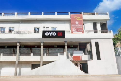 a building with a sign on the front of it at HOTEL O YASH RAJ PALACE in Rāe Bareli