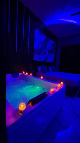 Φωτογραφία από το άλμπουμ του Jacuzzi calms σε Ghaziabad