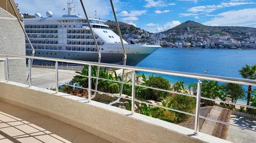 Lucky Apartments Sarande