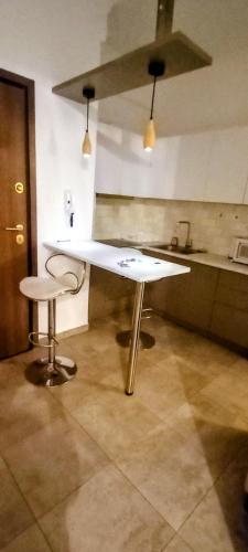 Cosy apartment close to the railway & metro stations