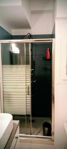 Cosy apartment close to the railway & metro stations