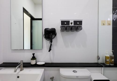 Koupelna v ubytování RinFin Beach House - Bangtao