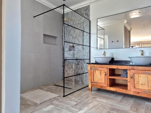 Ένα μπάνιο στο Golf Course Haven