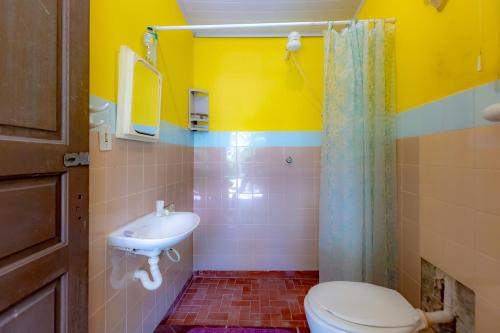 Koupelna v ubytování Casa 3 quartos com Wi-Fi, Ar e Churrasqueira