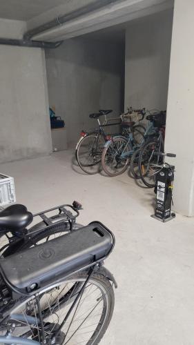 Apt au calme avec terrasse et parking CV