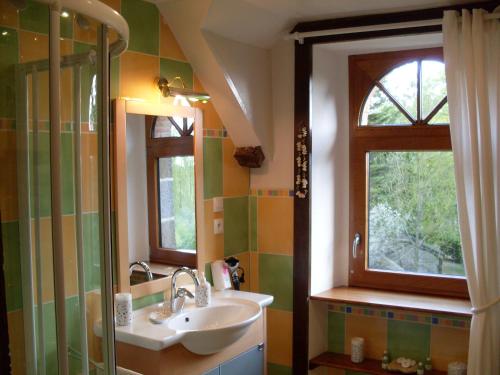 Ванна кімната в Chambres d'Hôtes de la Barrerie